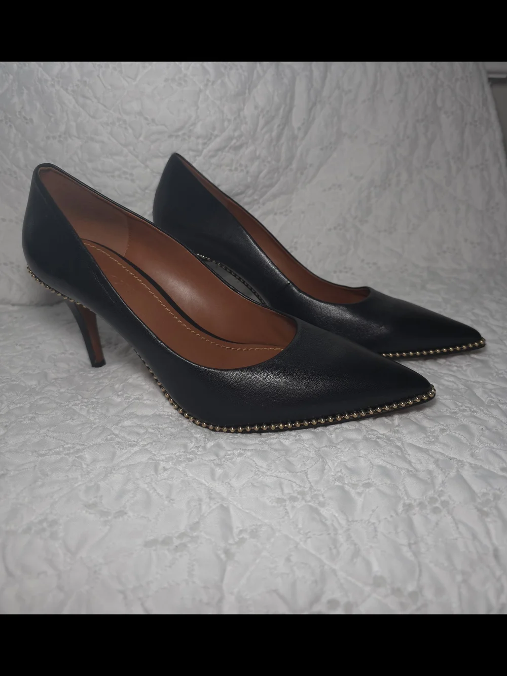 COACH Black Leather Studded Pointed Toe Pumps Heels Size 10 Gold Beads